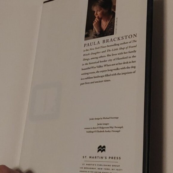 3/$13 Found Things 4: City of Time and Magic by Paula Brackston 2022 - Picture 8 of 9